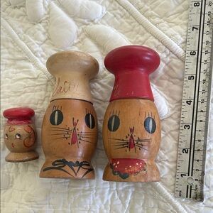 Vintage Wooden Cat Salt & Pepper Set - made in Japan. 3 pieces. MCM. Collectible